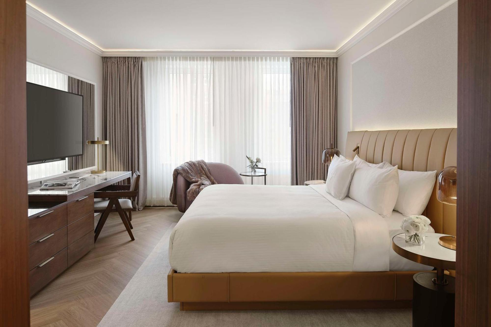Vogue Hotel Montreal Downtown, Curio Collection By Hilton Eksteriør billede