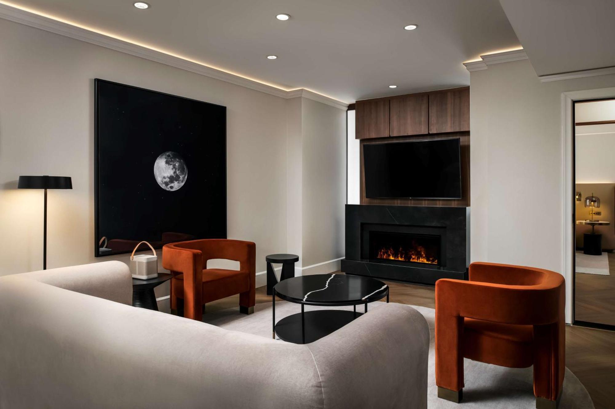 Vogue Hotel Montreal Downtown, Curio Collection By Hilton Eksteriør billede